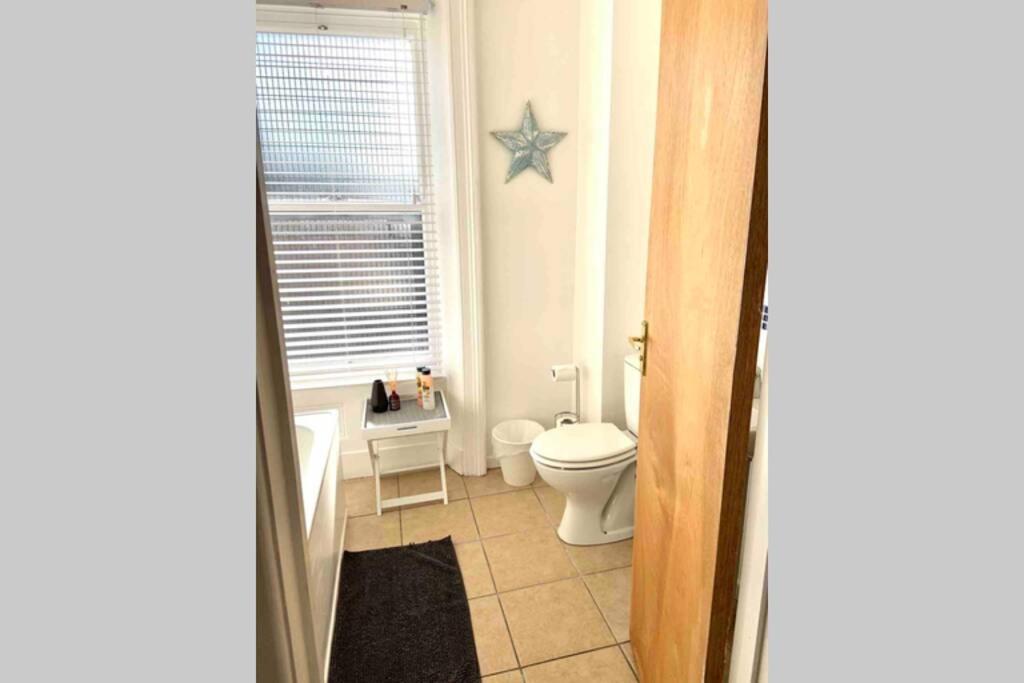 Apartamento Flat 5 Eia House Belfast Exterior foto